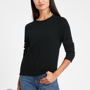 Banana Republic Women's Navy Crew Neck Washable Merino Wool Sweater NWT S